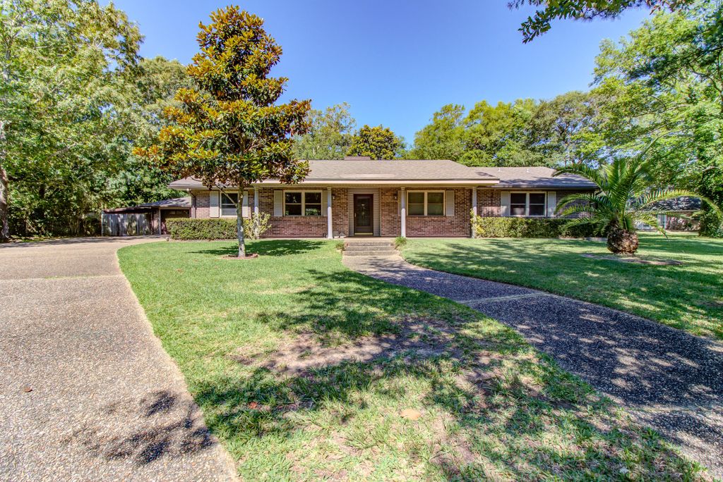 636 Kalipekona Way, Diamondhead, MS 39525 Trulia