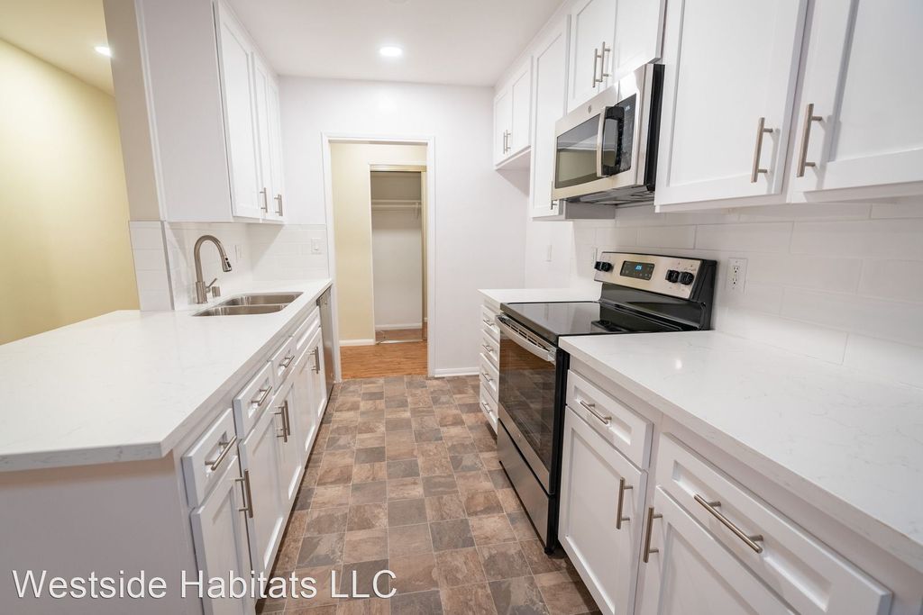 1635 N Martel Ave, Los Angeles, CA 90046