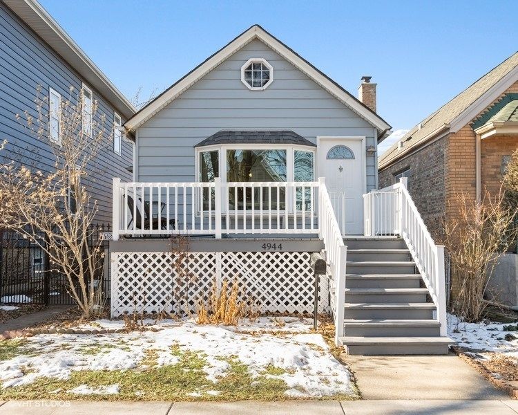 4944 N Leavitt St, Chicago, IL 60625
