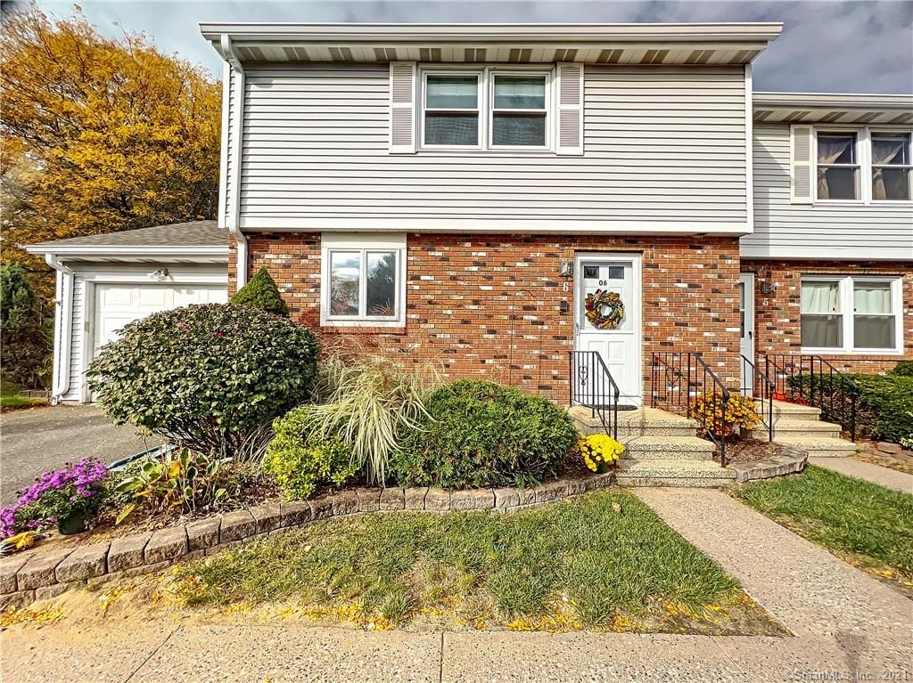 6 Saint Marc Cir #O, South Windsor, CT 06074