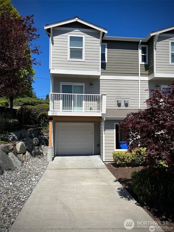 1890 SW Scenic Heights Street #A1, Oak Harbor, WA 98277
