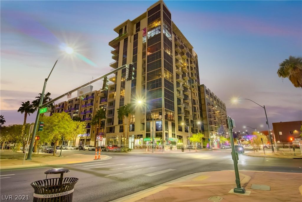 353 E Bonneville Ave #1206, Las Vegas, NV 89101