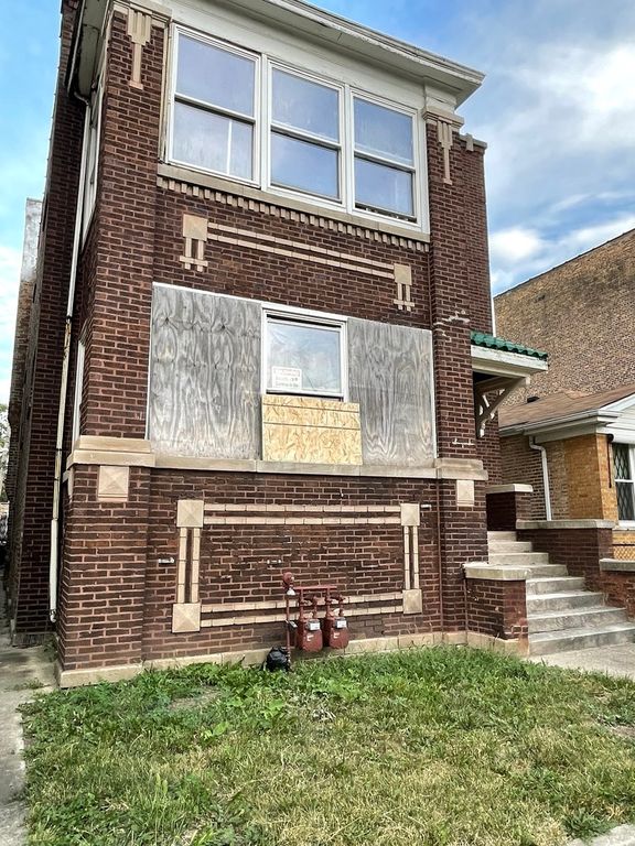 7949 S Throop St, Chicago, IL 60620