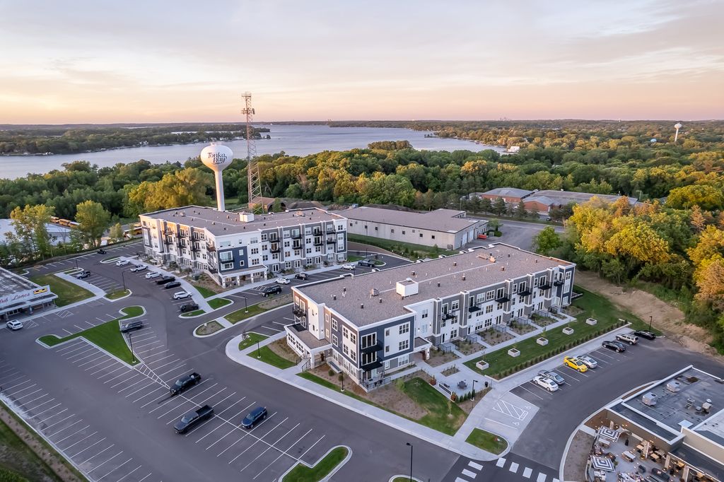 Carrick Apartments and Townhomes Tonka Bay, MN Trulia