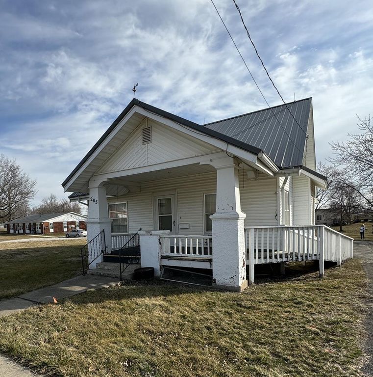 205 S  Lincoln St, Green City, MO 63545