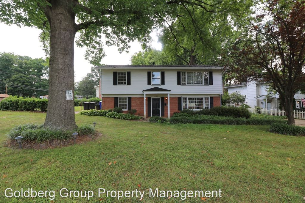 14305 Blackmon Dr, Rockville, MD 20853