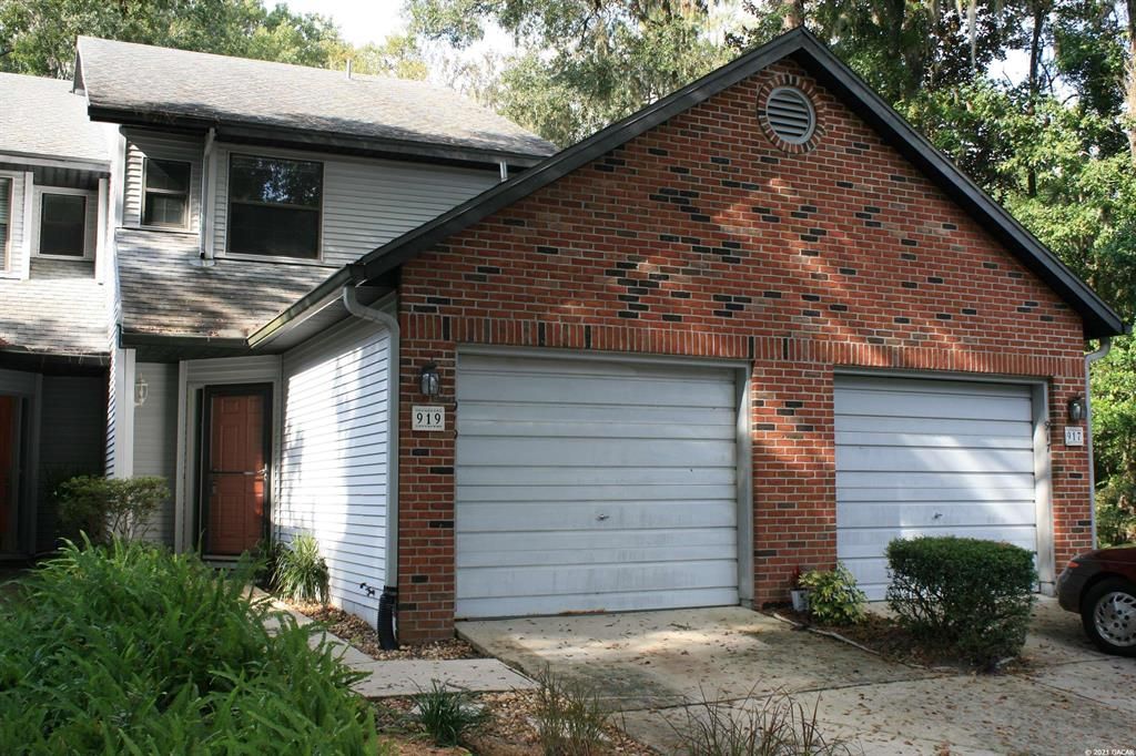 919 NW 42nd Ter #919, Gainesville, FL 32605