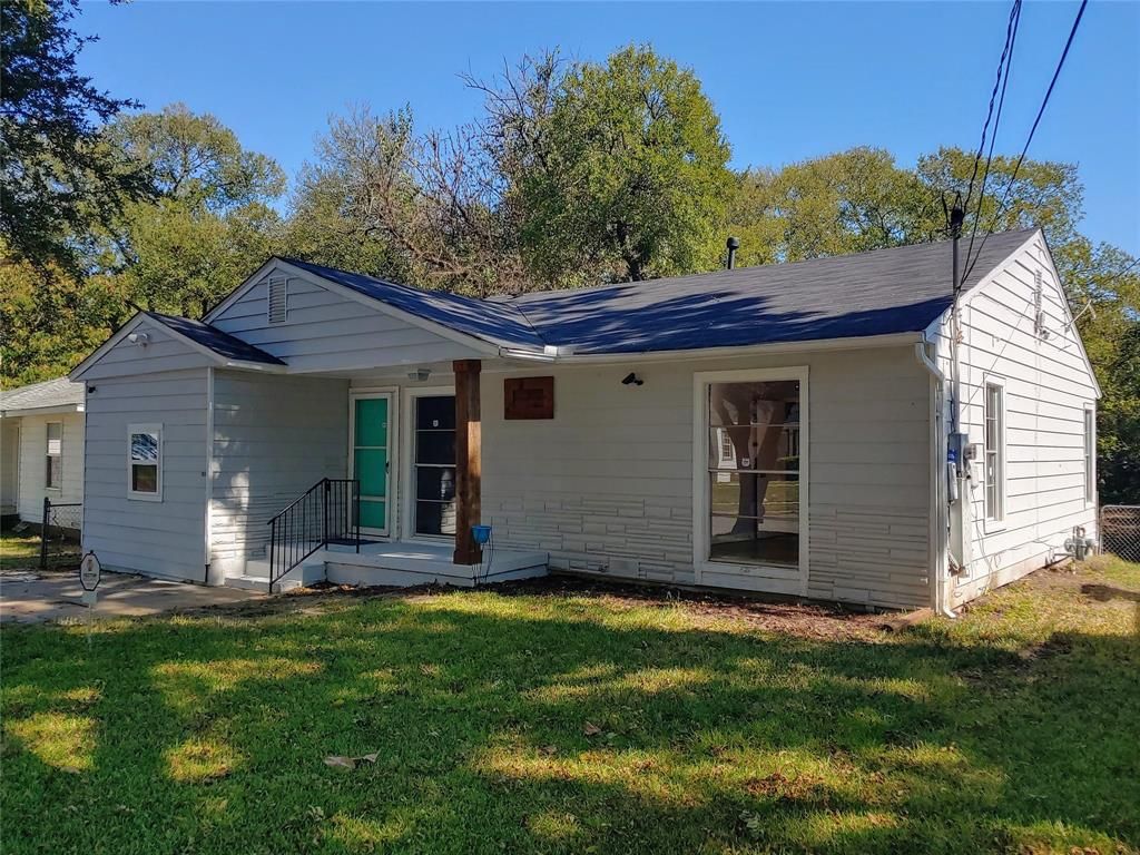 2546 Stovall Dr, Dallas, TX 75216