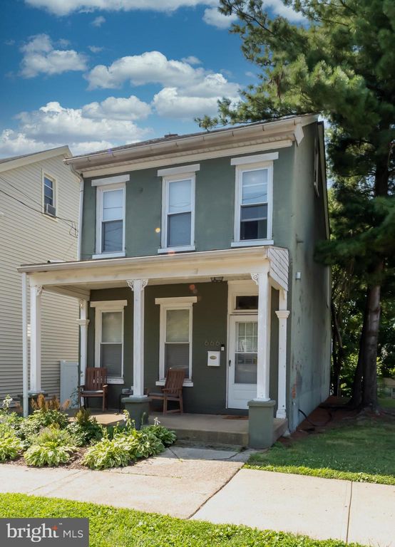 666 Walnut St, Pottstown, PA 19464
