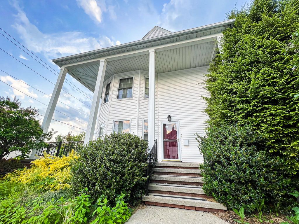 162 Reed St #2, Manchester, NH 03102