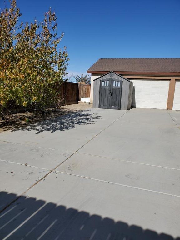 homes for rent in victorville ca 92394
