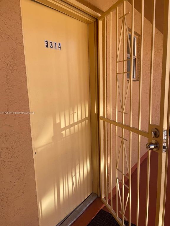1810 W  56th St #3314, Hialeah, FL 33012