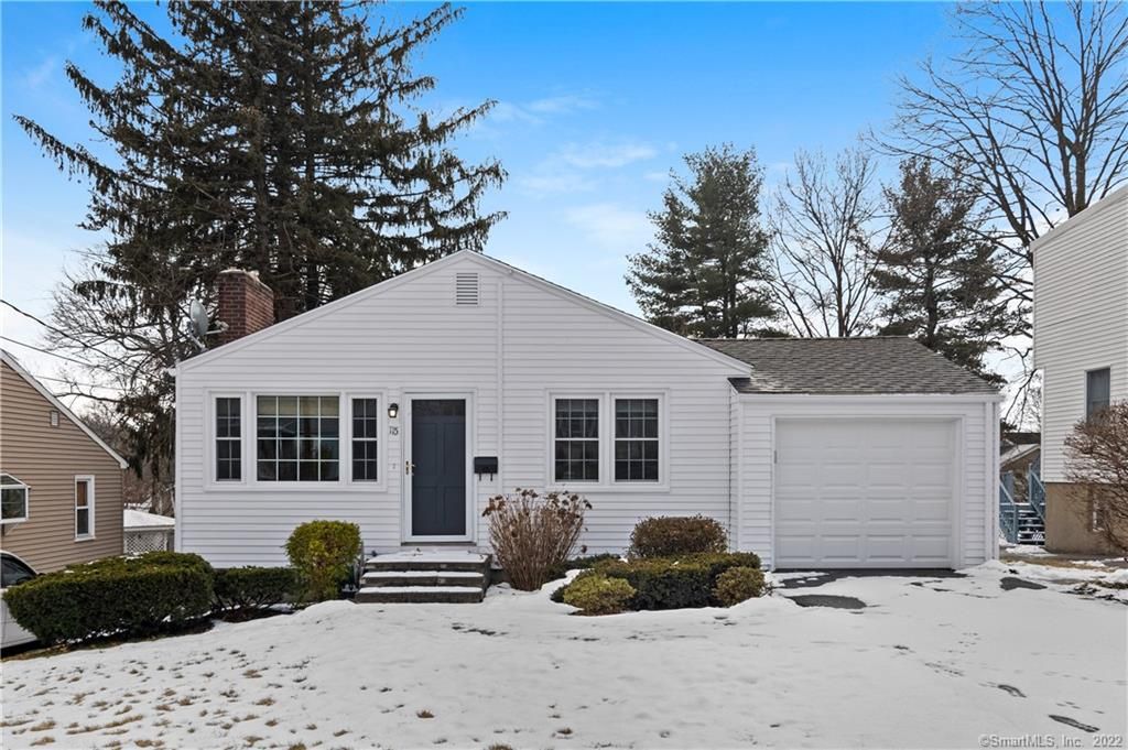 115 Camp Ave, Newington, CT 06111