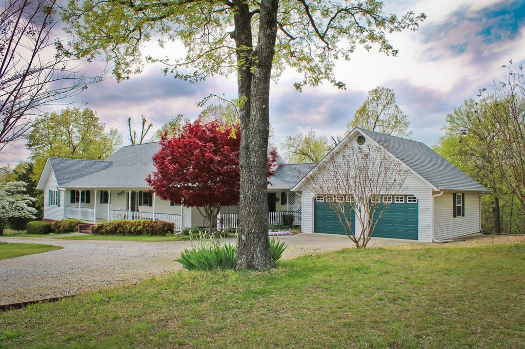 6741 Oakwood Dr, Omaha, AR 3 Bed, 3 Bath SingleFamily Home 28