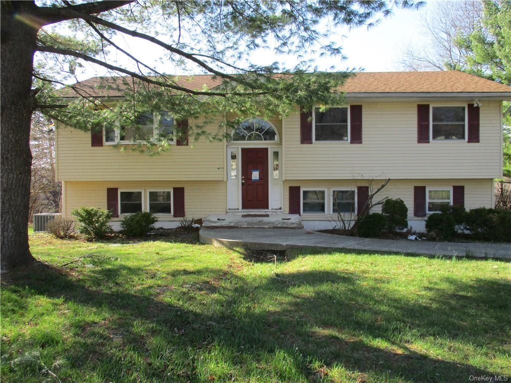 10 Birchwood Dr, Goshen, NY 10924