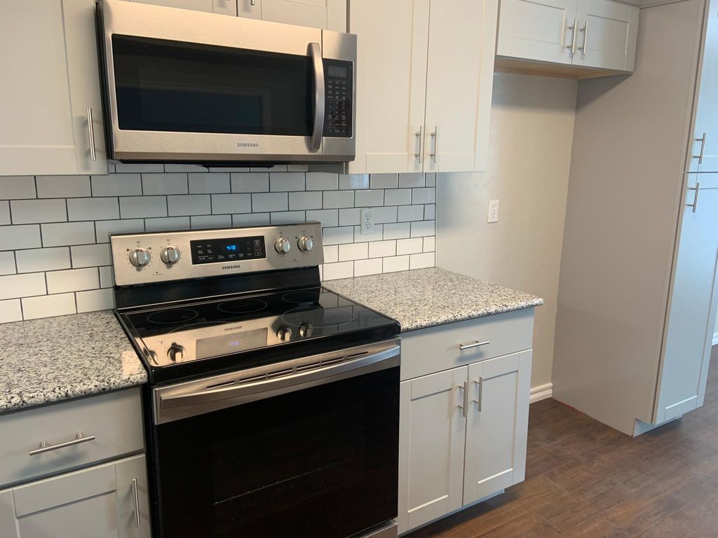 9929 Hefner Village Dr, Oklahoma City, OK 73162