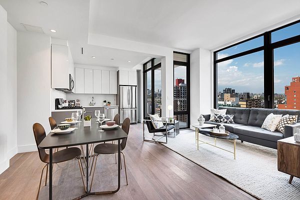42-10 27th St #18F, Long Island City, NY 11101
