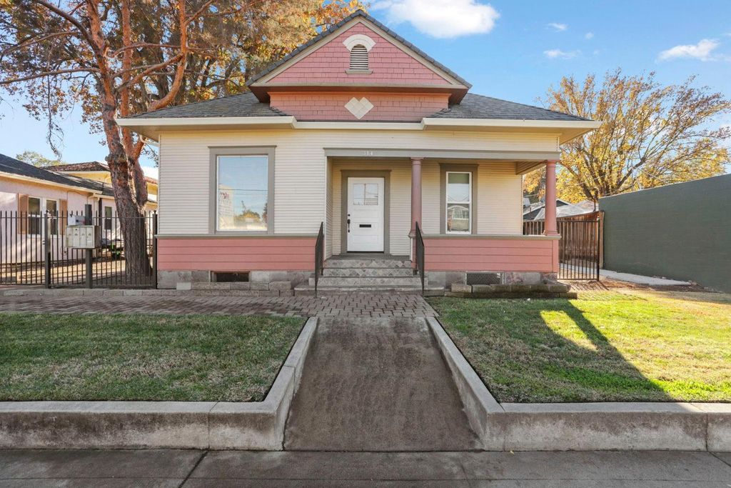 314 W Lockeford St Lodi, CA Trulia