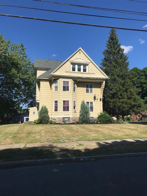 703 Payne Ave, North Tonawanda, NY - 1 Bed, 1 Bath Apartment - 8 Photos