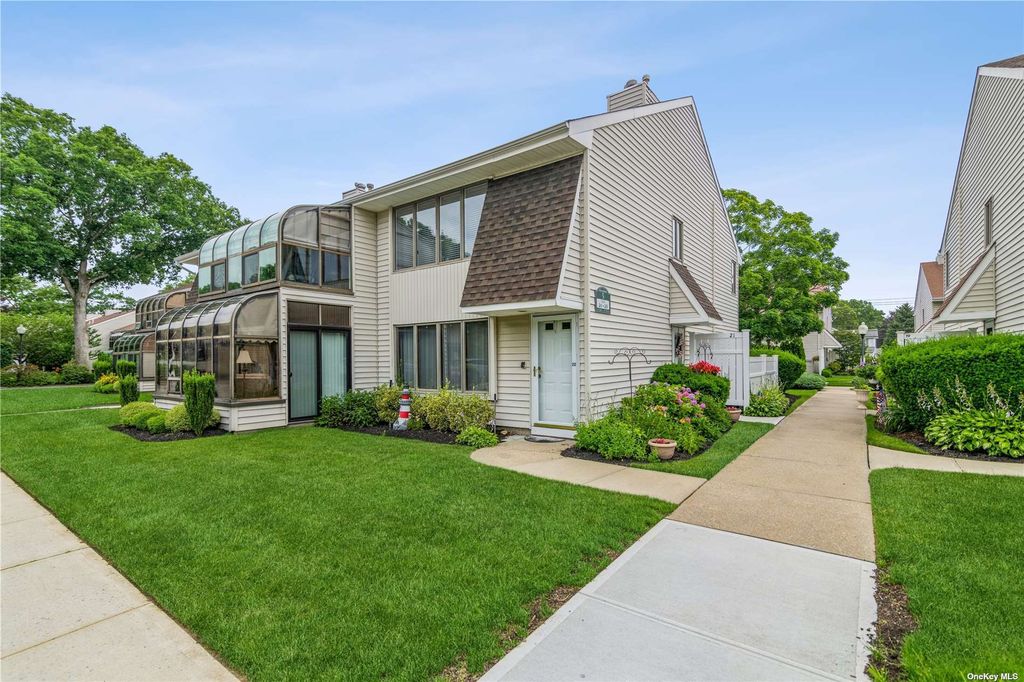20 Laurel Avenue UNIT 21, East Islip, NY 11730 Trulia