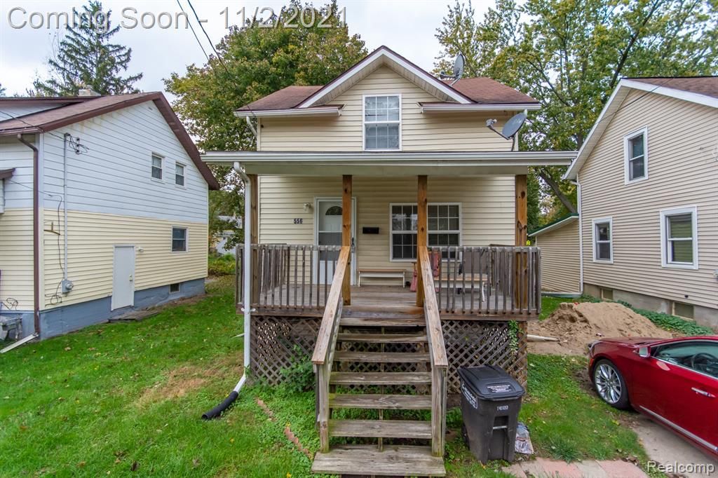 556 N Elm Ave, Jackson, MI 49202