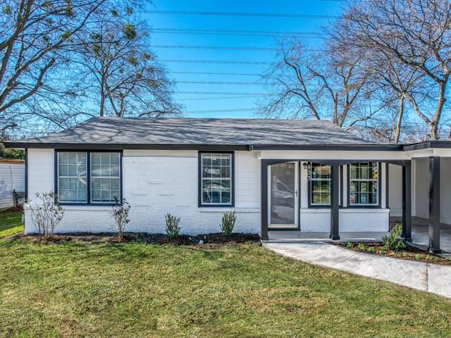 433 NW 22nd St, Grand Prairie, TX 75050