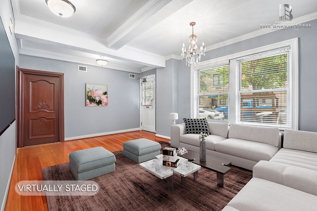 975 Park Ave #1CD, New York, NY 10028