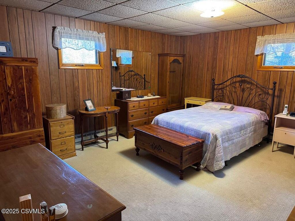 view 8th full size image of this home