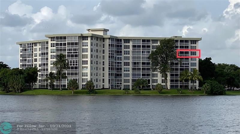3051 N Course Dr #712, Pompano Beach, FL 33069