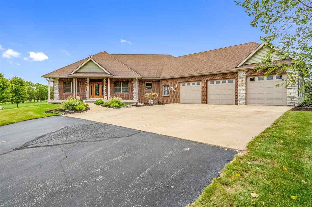 6998 E Hales Corner Rd, Stillman Valley, IL 61084 Trulia