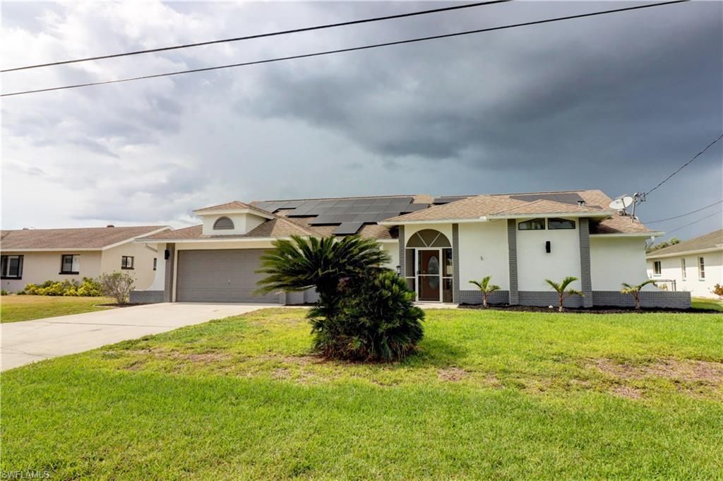 2311 Everest Pkwy, Cape Coral, FL 33904