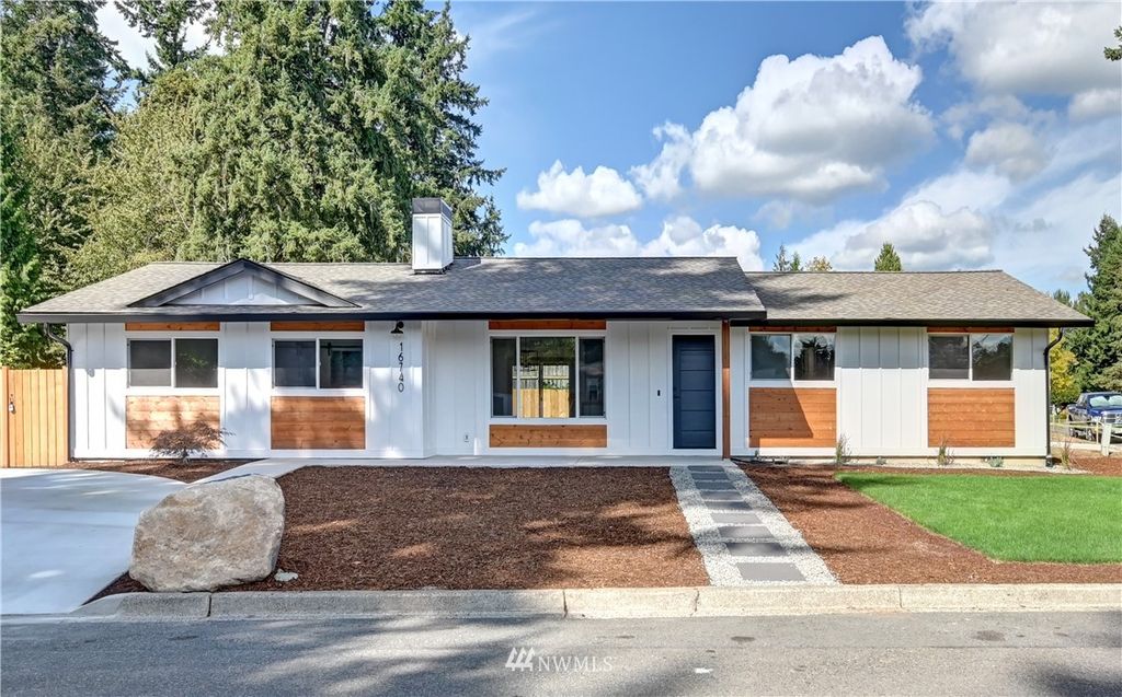 16740 SE 253rd Pl, Covington, WA 98042