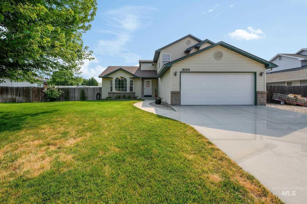 3024 N Firelight Pl, Meridian, ID 83646