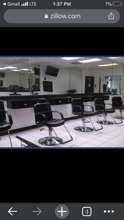 Table and chair rental on fenkell online