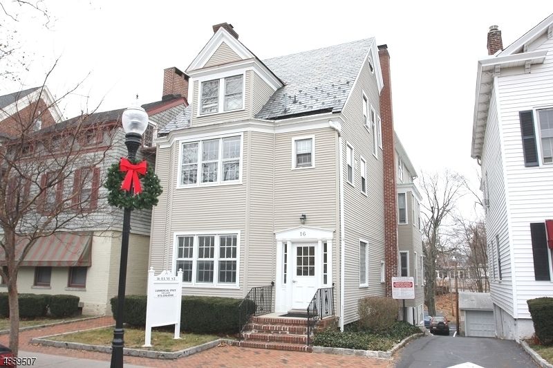 6 elm street highland lakes nj
