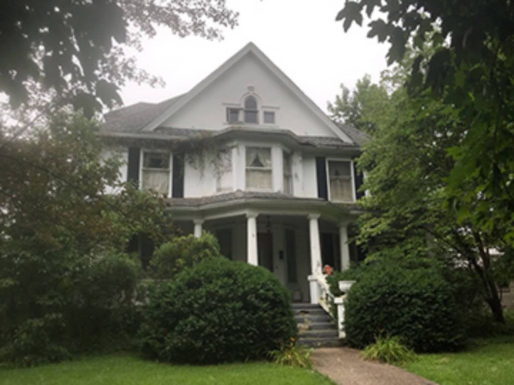 304 W Center St, Fairfield, IL 62837 Trulia