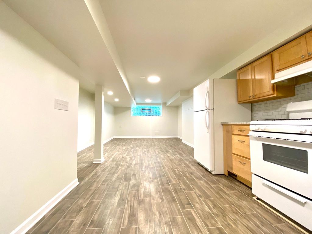 4955 N Menard Ave #G, Chicago, IL 60630