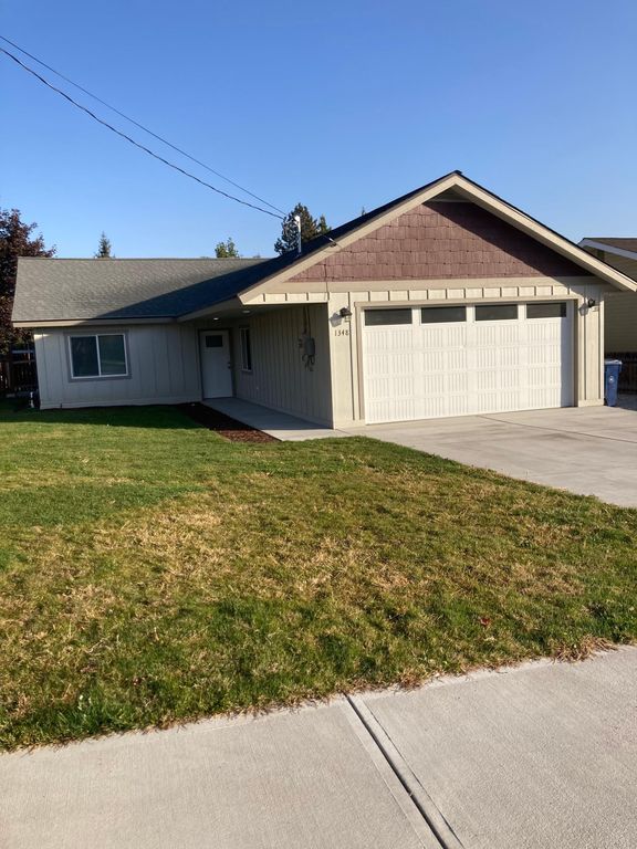 1348 Holbrook St, Wenatchee, WA 98801
