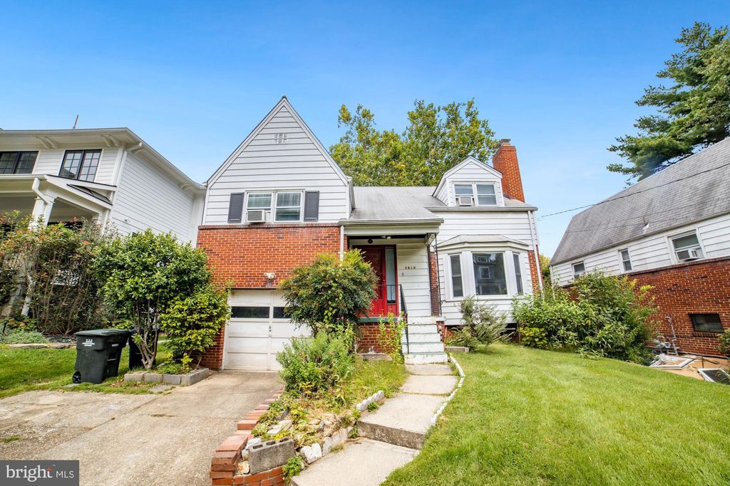 3819 Albemarle St NW, Washington, DC 20016