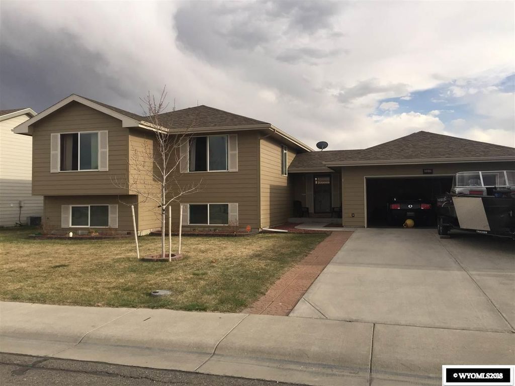 2317 Omaha Trl, Bar Nunn, WY 82601 Trulia