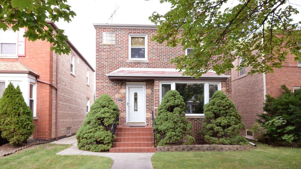 3126 W Birchwood Ave, Chicago, IL 60645