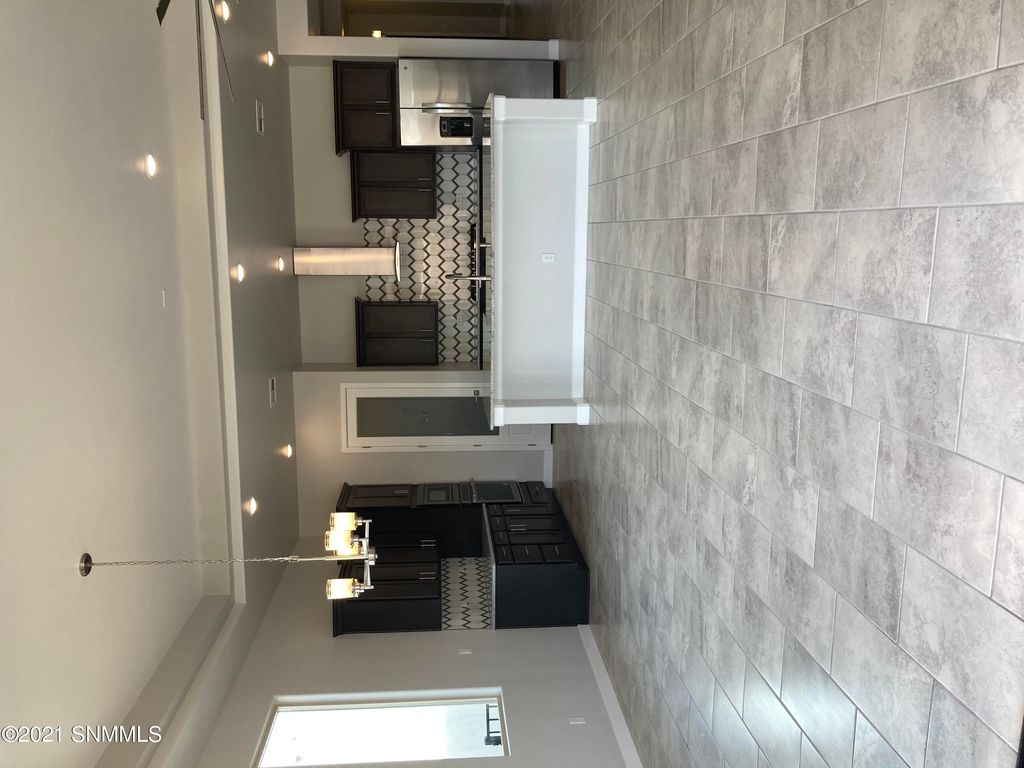 6841 Electra Ave, Las Cruces, NM 4 Bed, 2.3 Bath Single