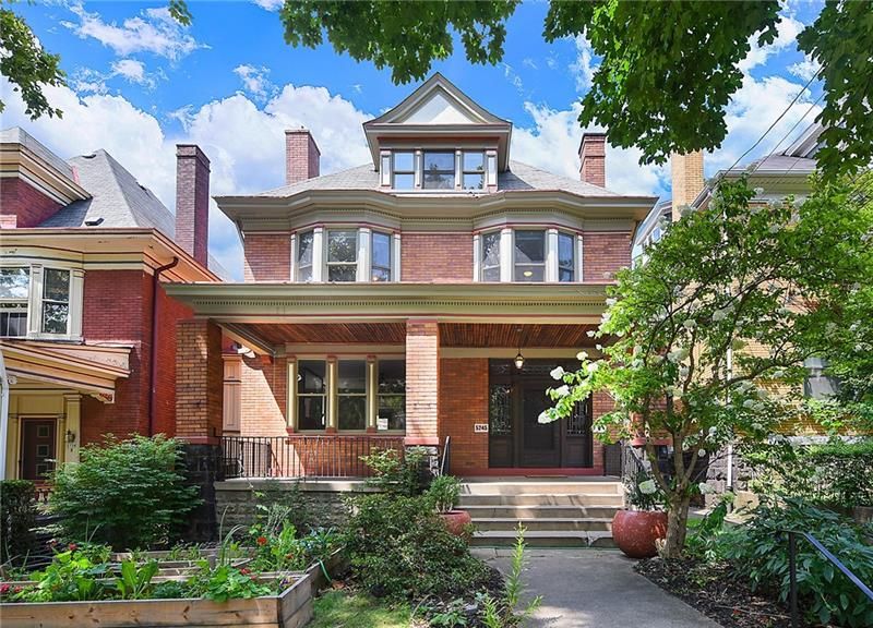 5745 Northumberland St, Pittsburgh, PA 15217