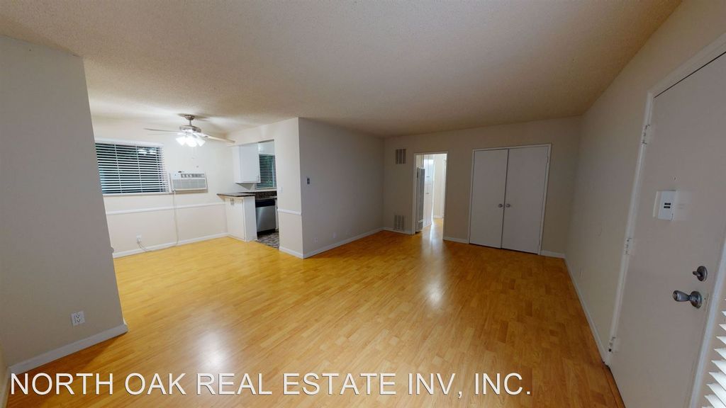 825 S Windsor Blvd, Los Angeles, CA 90005