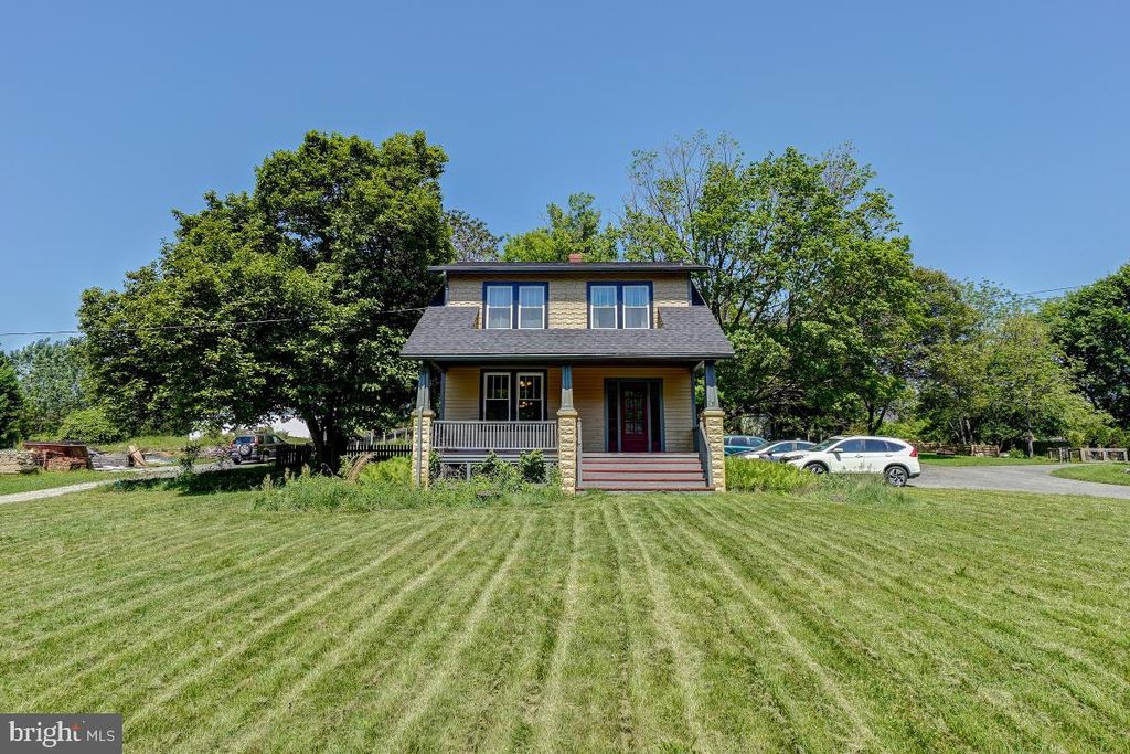 28724 Ridge Rd, Mount Airy, MD 21771