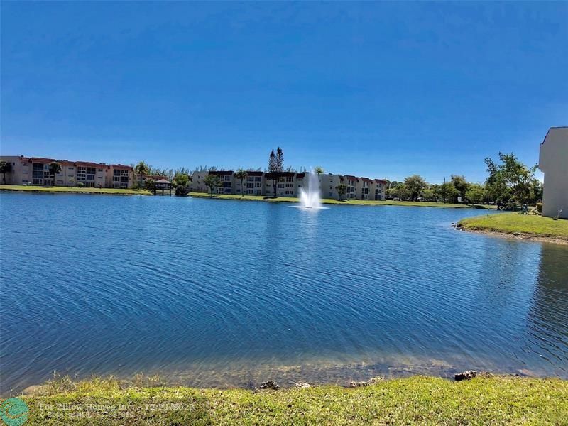 8040 N  Sunrise Lakes Dr #308, Sunrise, FL 33322