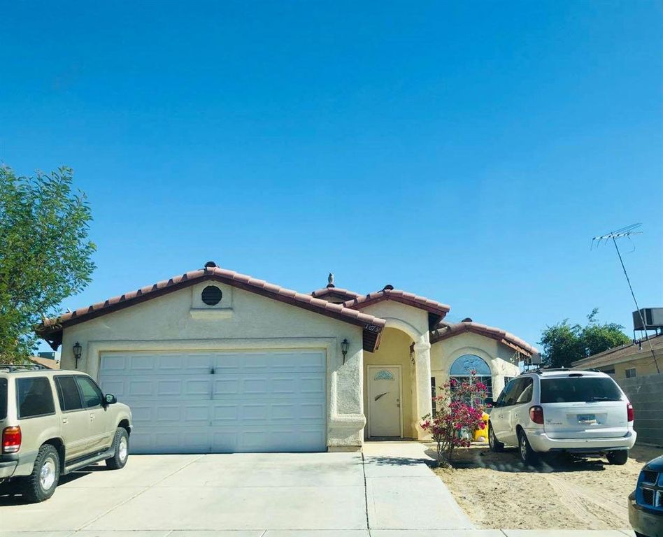 1673 N Leonardo Ave, San Luis, AZ 85336