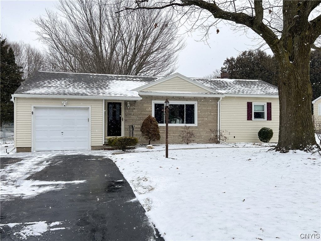 102 Peterson Dr, Camillus, NY 13031 Trulia