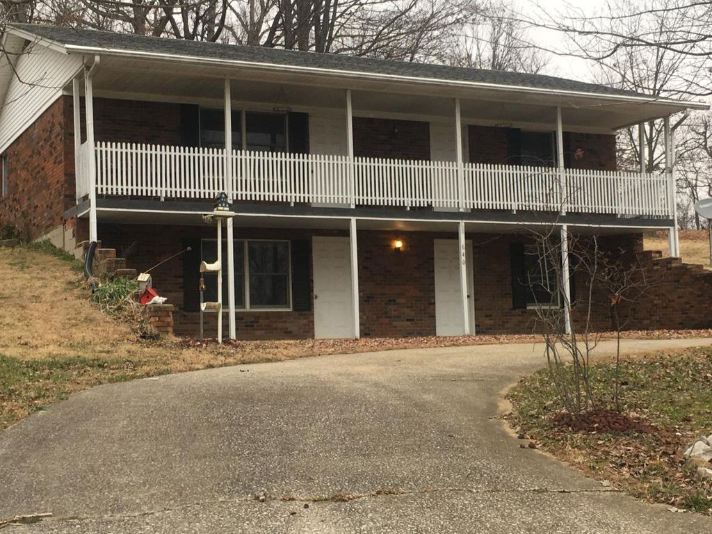 640 Horace Martin Loop 2, Centertown, KY 42328 Trulia