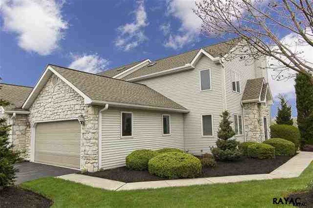 2496 Fairway Dr, York, PA 3 Bed, 2.5 Bath Condo 24 Photos Trulia